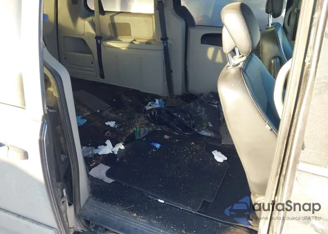 2017 Dodge Grand Caravan Sxt from USA, damaged, VIN 2C4RDGCG5HR692447